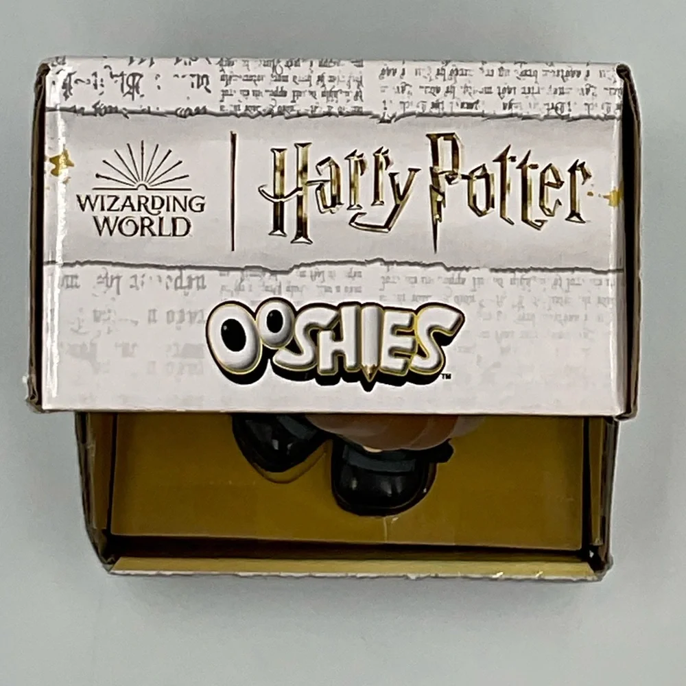 Wizarding World Ooshies Hermione Granger Figurine - Brown Hair, Black Outfit